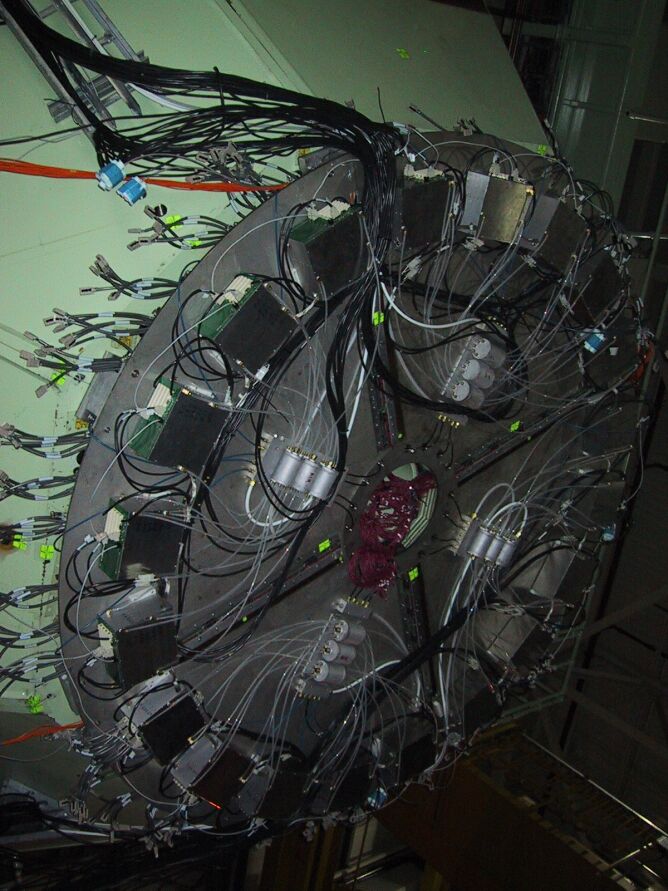 [Image - PHENIX Detector Head]