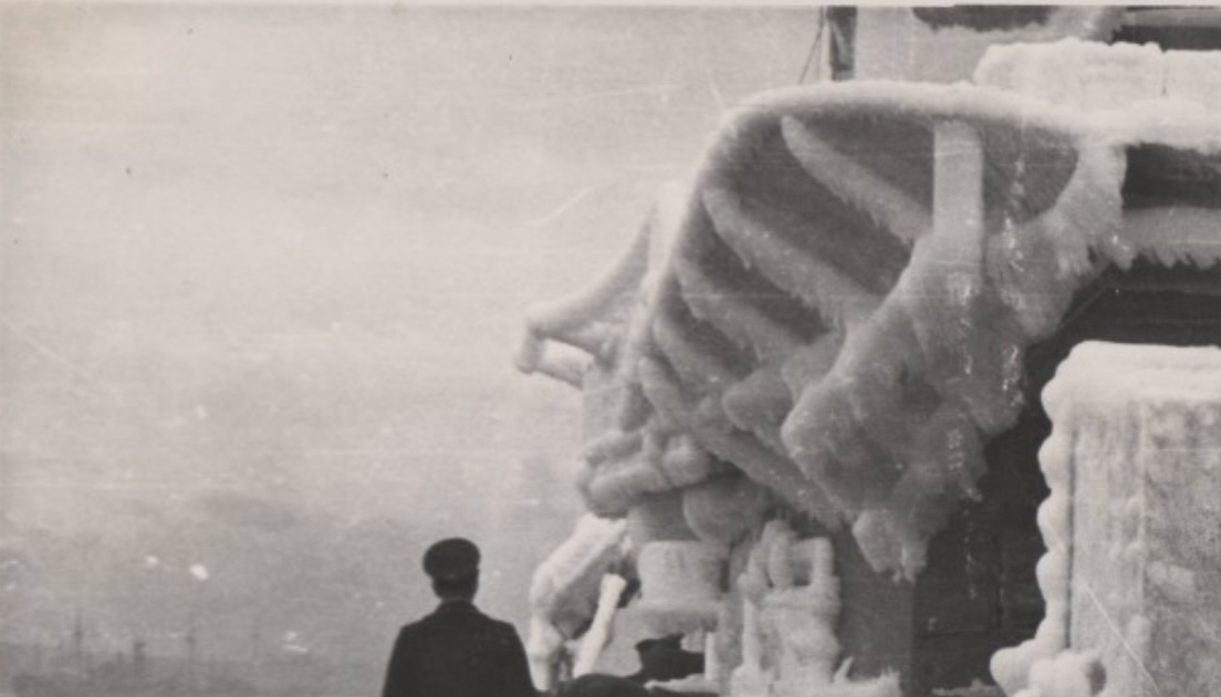 Błyskawica during an Arctic convoy, showing superstructure encased in ice.